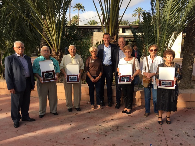 Homenatge als majors durant una gala en el “Bailongo”