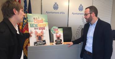 El Ayuntamiento lanza una campaña para acabar con los excrementos en la vía pública