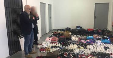 El regidor de Seguretat Ciutadana felicita la Policia Local i Autonòmica per una operació en la qual s’han incautat de més d’un miler de productes falsificats