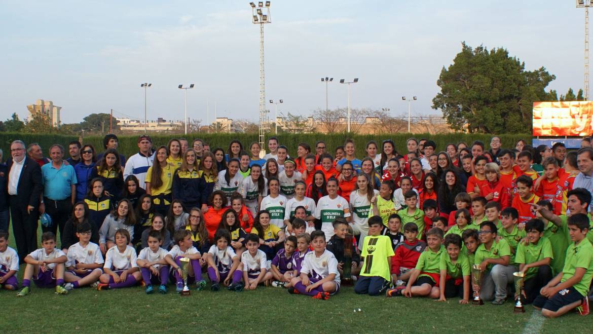 Un torneig social de futbol reunix més de 280 xiquets a Elx
