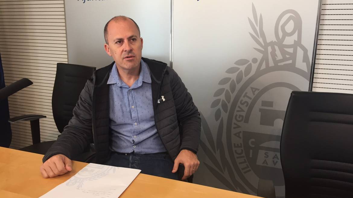 El Ayuntamiento obliga a corregir deficiencias para derribar la parte antigua del hotel de Arenales del Sol