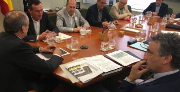El alcalde arranca el compromiso de Fomento para que el ave se ponga en marcha en Elche en marzo del próximo año