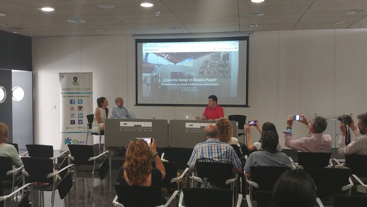 El Ayuntamiento presenta la nueva web del Museo de Pusol