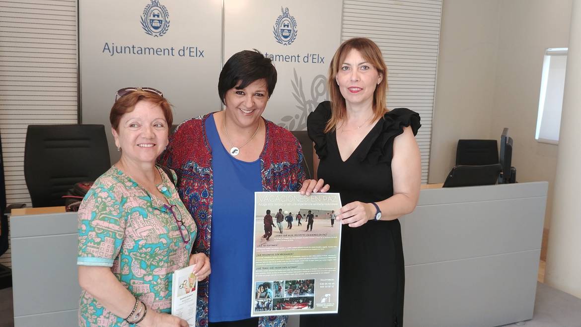 Prop d’una trentena de xiquets sahrauís passaran l’estiu a Elx i Santa Pola gràcies al programa “Vacacions en Pau”