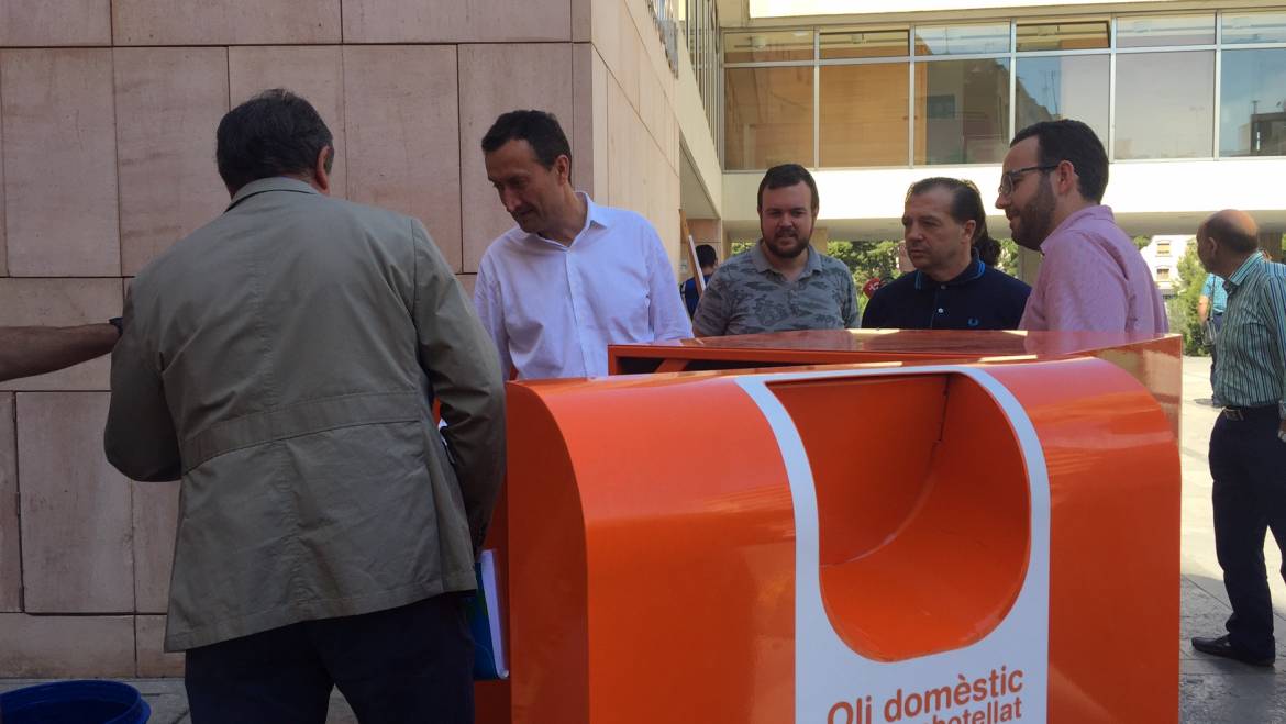 L’Ajuntament instal·la contenidors de recollida selectiva d’oli domèstic en el nucli urbà i les pedanies