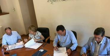 El Ayuntamiento acuerda con las tres universidades realizar un estudio para impulsar un plan de igualdad