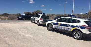 Se intercepta a tres individuos tras forzar acceso a un campo en Peña de las Águilas
