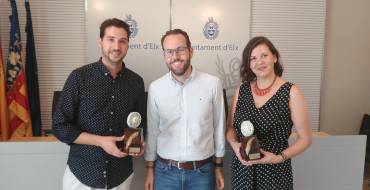 Una empresa de Social Media y otra de bisutería artesanal, ganadoras de los premios emprendedor del mes