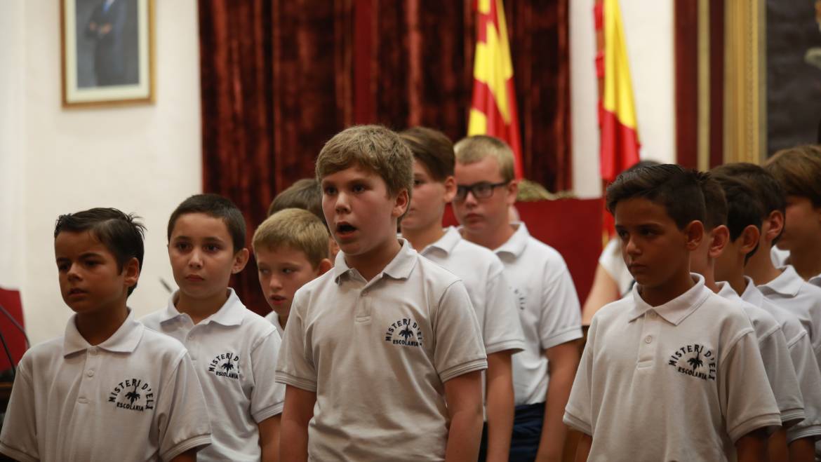 La Prova de Veus muestra que todo está a punto para las representaciones del Misteri d’Elx