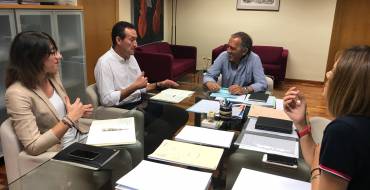 El alcalde obtiene el compromiso de la Generalitat de que las obras educativas pendientes comenzarán el próximo año