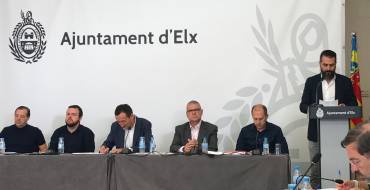 El centro social de Torrellano acoge el primer Debate sobre el Estado de la Ciudad que se celebra fuera del Ayuntamiento