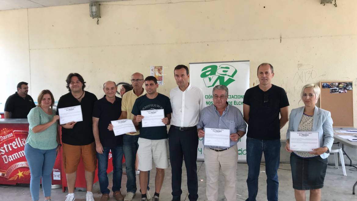 Els veïns lliuren els premis “El meu barri el més net” i reten homenatge a José Vicente Quiles a la Baia