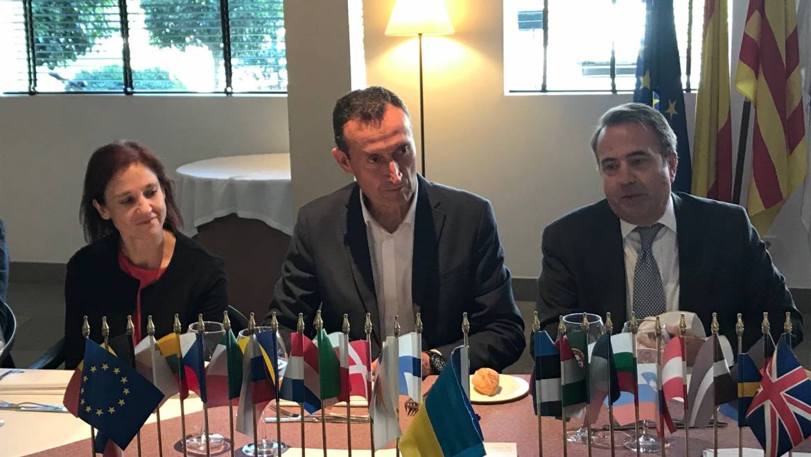 El alcalde y la concejala de Hacienda en el Rotary Club de Elche