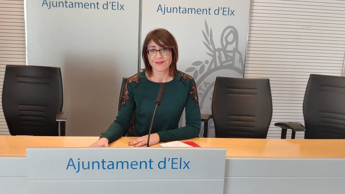 La conselleria de Educación confirma que invertirá en torno a 200.000 euros en la reparación de toda la fachada del IES de Torrellano