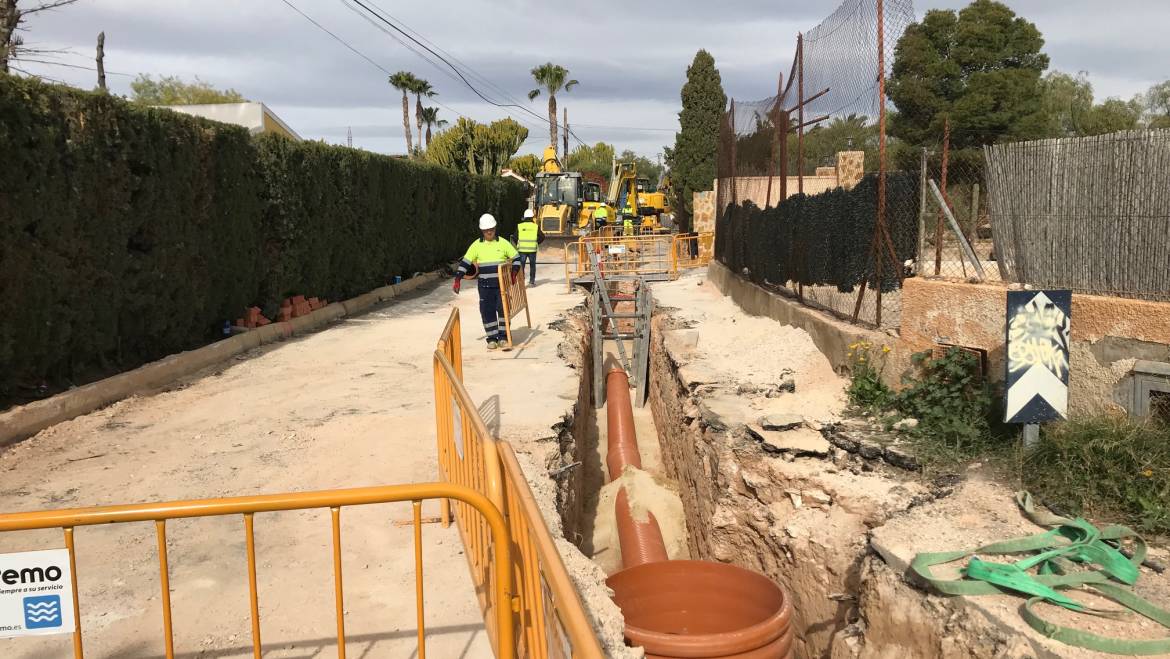 El Ayuntamiento insta a la CHS a completar el proyecto del alcantarillado de Peña de las Águilas y Llano de San José