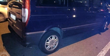 Denunciado en el aeropuerto conductor que recogía viajeros de manera ilegal