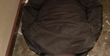 Detenidos tres individuos mientras robaban en un domicilio