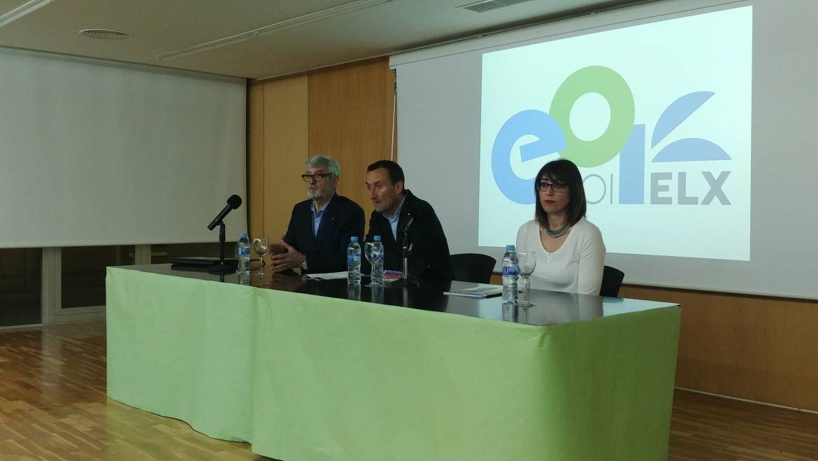 L’alcalde i la regidora d’Educació participen en l’acte de clausura del 30 aniversari de l’Escola Oficial d’Idiomes