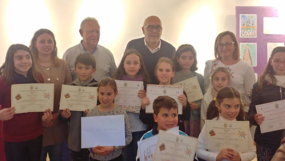 Entrega de premios del certamen de dibujo infantil de Semana Santa y Tronos en Miniatura