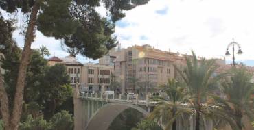 La concejalía de Sanidad invita a la ciudadanía a tomar precauciones ante la ola de calor