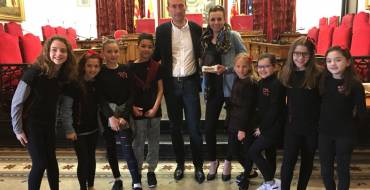 Recepción a la escuela de baile Noelia García