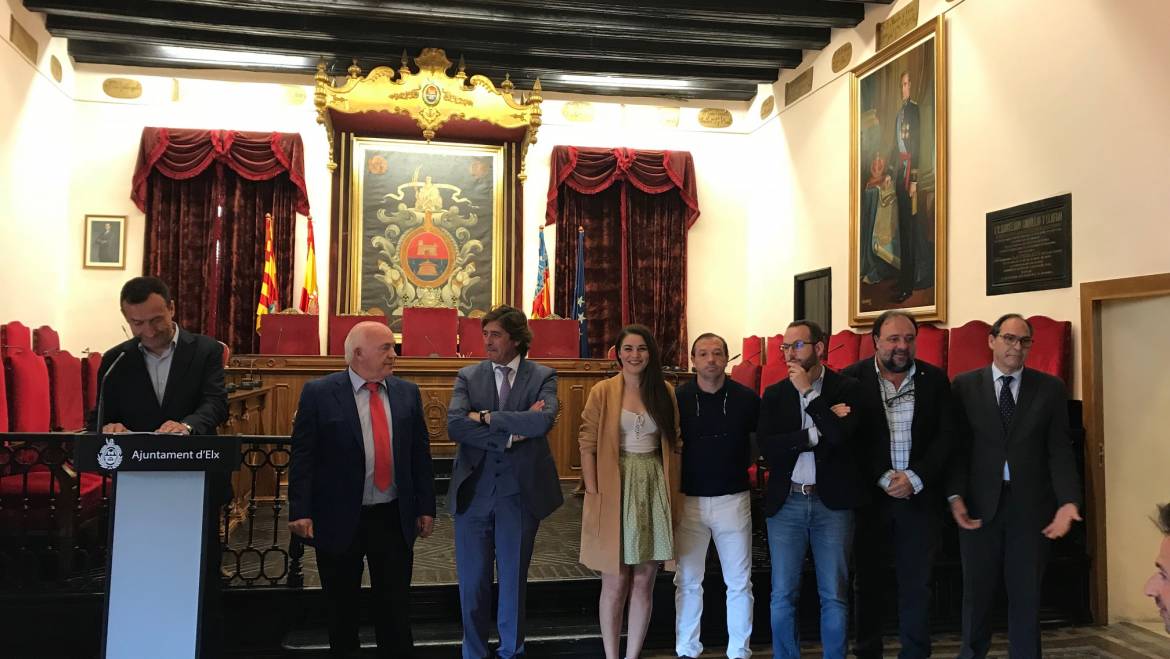 El Saló de Plens acull la presentació del Cercle Empresarial d’Elx i Comarca