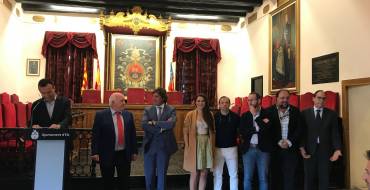 El Saló de Plens acull la presentació del Cercle Empresarial d’Elx i Comarca