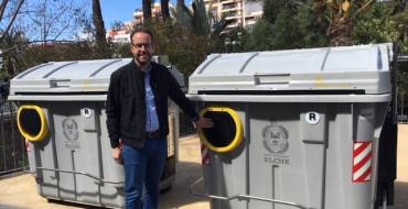 L’Ajuntament col·loca els primers 22 contenidors per a persones amb mobilitat reduïda
