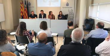 L’Ajuntament presenta el projecte de servei públic de transport de viatgers per carretera a les pedanies d’Elx