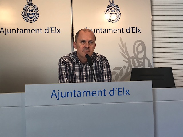 L’Ajuntament demana a Foment el soterrament de les vies que uniran el casc urbà amb l’estació de l’AVE “Dama d’Elx”