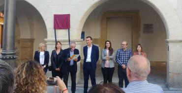 L’Ajuntament homenatja  les víctimes de l’afonament de la plaça Major del Raval ocorregut fa 63 anys