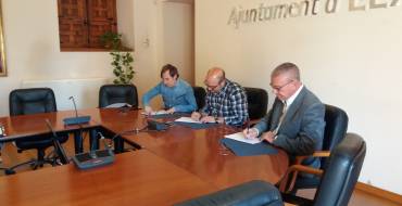 Convenio de Colaboración con la Federación de Asociaciones de Vecinos «Dama de Elche»
