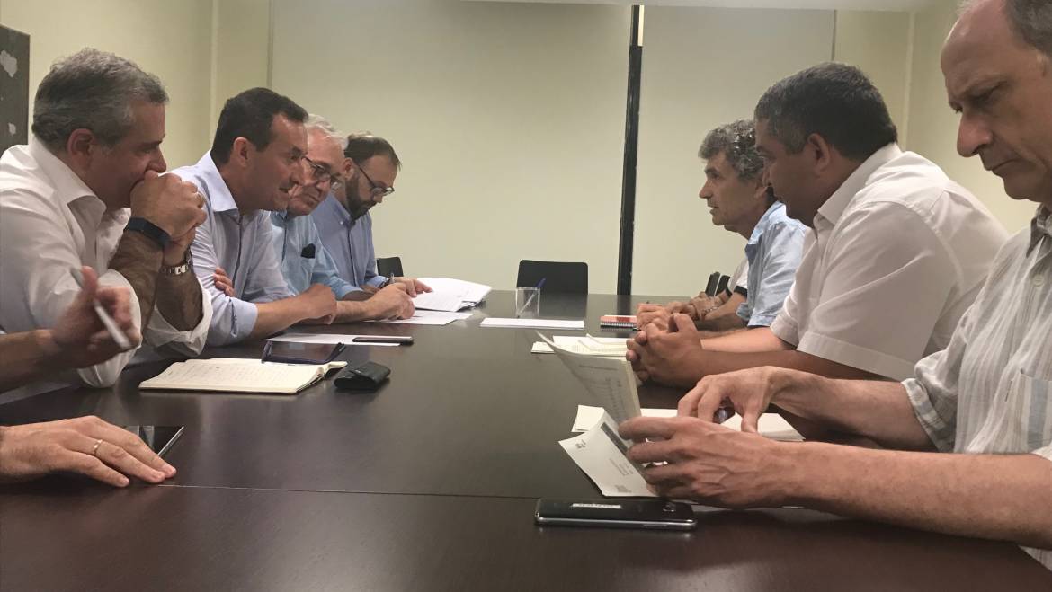 L’Ajuntament planteja a la Generalitat realitzar millores en la depuradora d’Algorós i construir una nova planta més al sud