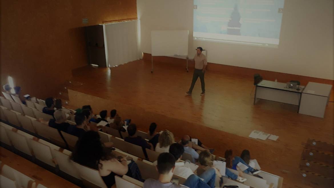 La Jornada #LinkedinAtope conclou la programació d’activitats d’aquest trimestre en el Centre de Desenvolupament Empresarial “Elx Emprén”