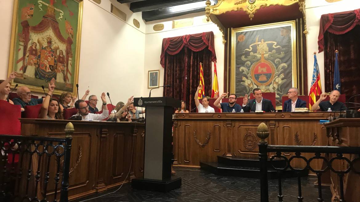 L’Ajuntament d’Elx assumeix les competències educatives per a portar endavant reformes de col·legis i la construcció de nous centres