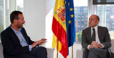El alcalde consigue el compromiso del SEPES para culminar la urbanización del entorno de IFA