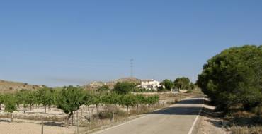 El Ayuntamiento se suma las reivindicaciones de los agricultores y pide al Ministerio que reconsidere su decisión de trasvasar solo agua para el consumo humano