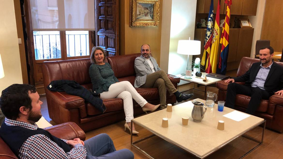 El Ayuntamiento cederá a Riegos de Levante los caudales sobrantes de la depuradora de Arenales del Sol