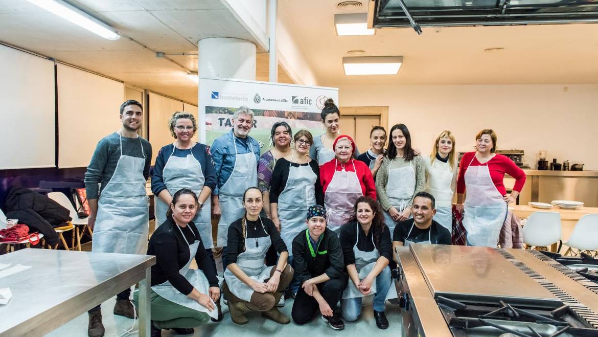 Gran éxito de acogida de la primera edición del Taller de Cocina Navideña