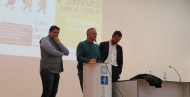 Inauguración de las III Jornadas Familia i Escola en el Centro de Desarrollo Empresarial