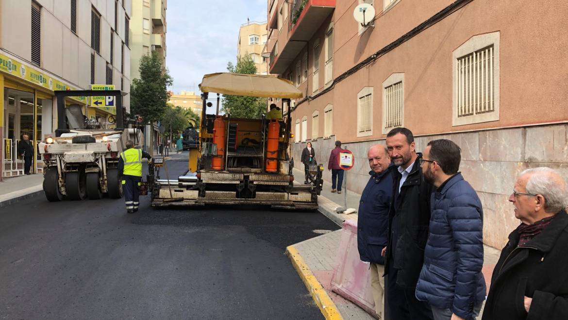 El pla de renovació urbana arriba a Carrús amb l’asfaltat de carrers i la millora de voreres
