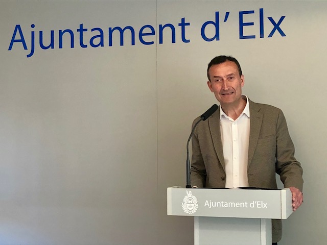 El alcalde de Elche exige que se cumpla la ley y que se envíe el agua del Tajo que necesitan los regantes