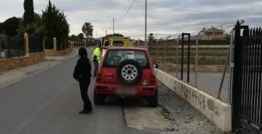 Recuperado vehículo sustraído y más de una veintena de baterías