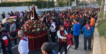 Multitudinaria Romería de San Antón en Elche