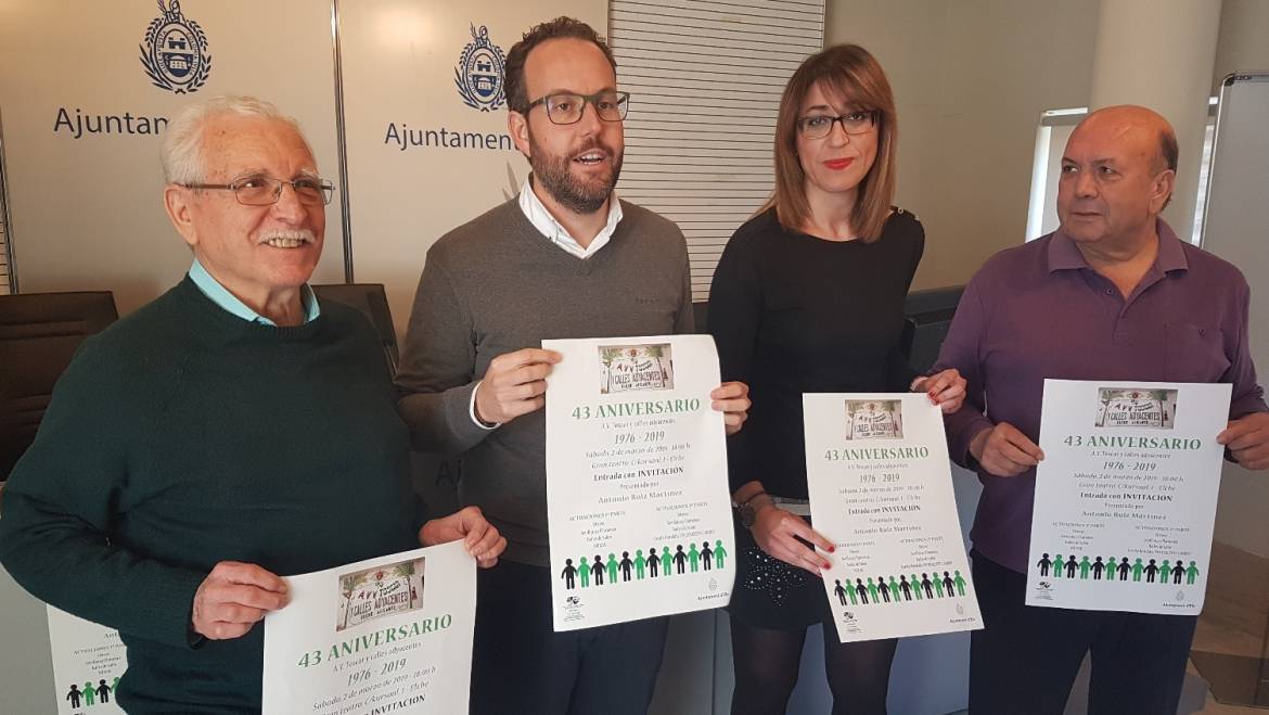 La Asociación de Vecinos del Toscar cumple 43 años con una función en el Gran Teatro