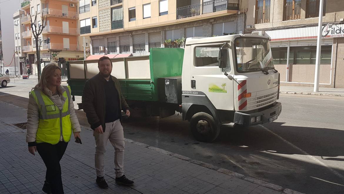 Acaba la instal·lació del nou arbratge al carrer Capità Antoni Mena