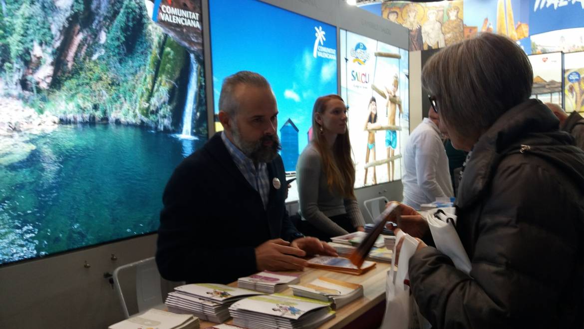 Visitelche promociona el destino Elche en el “Salon des vacances” de Bruselas