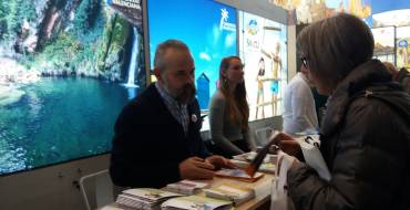 Visitelche promociona la destinació Elx en el “Salon des vacances” de Brussel·les