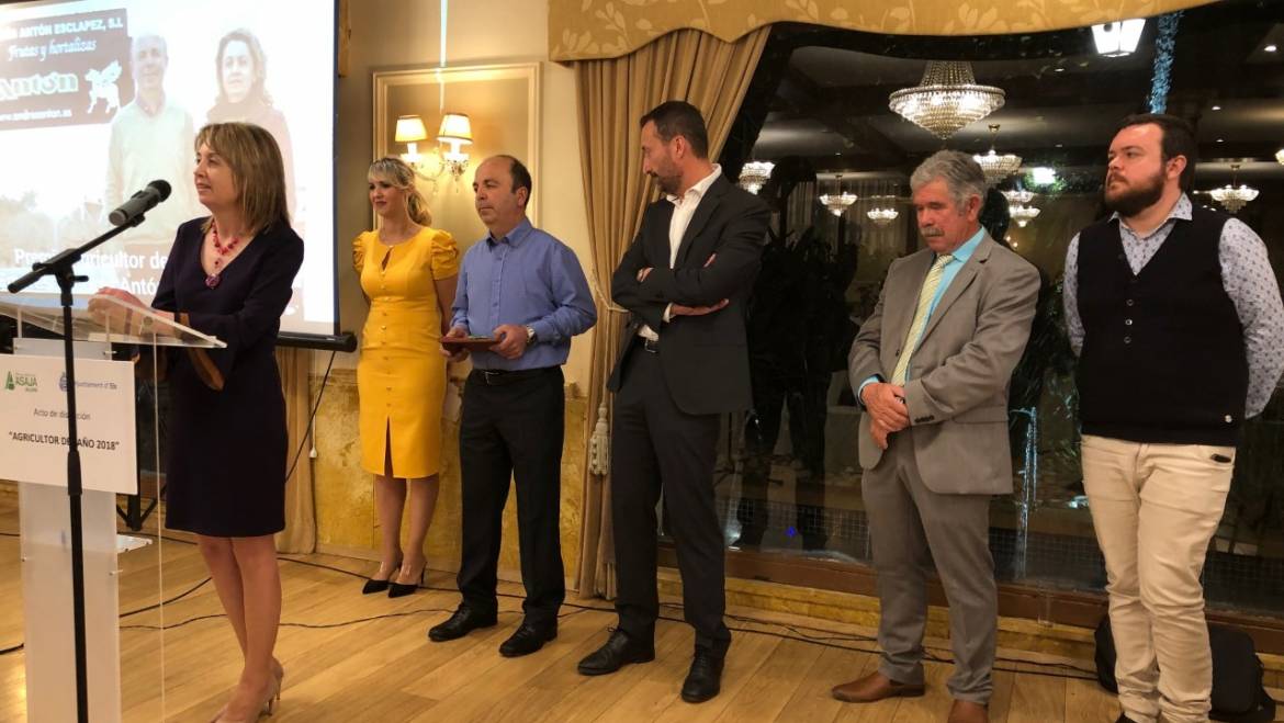 El alcalde de Elche defiende el trasvase Tajo-Segura durante la entrega de la distinción “Agricultor del año 2018” a la empresa Andrés Antón Esclapez S.L.