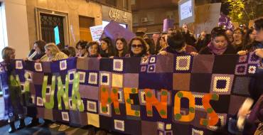 Milers de persones secunden la manifestació del Dia Internacional de la Dona a Elx